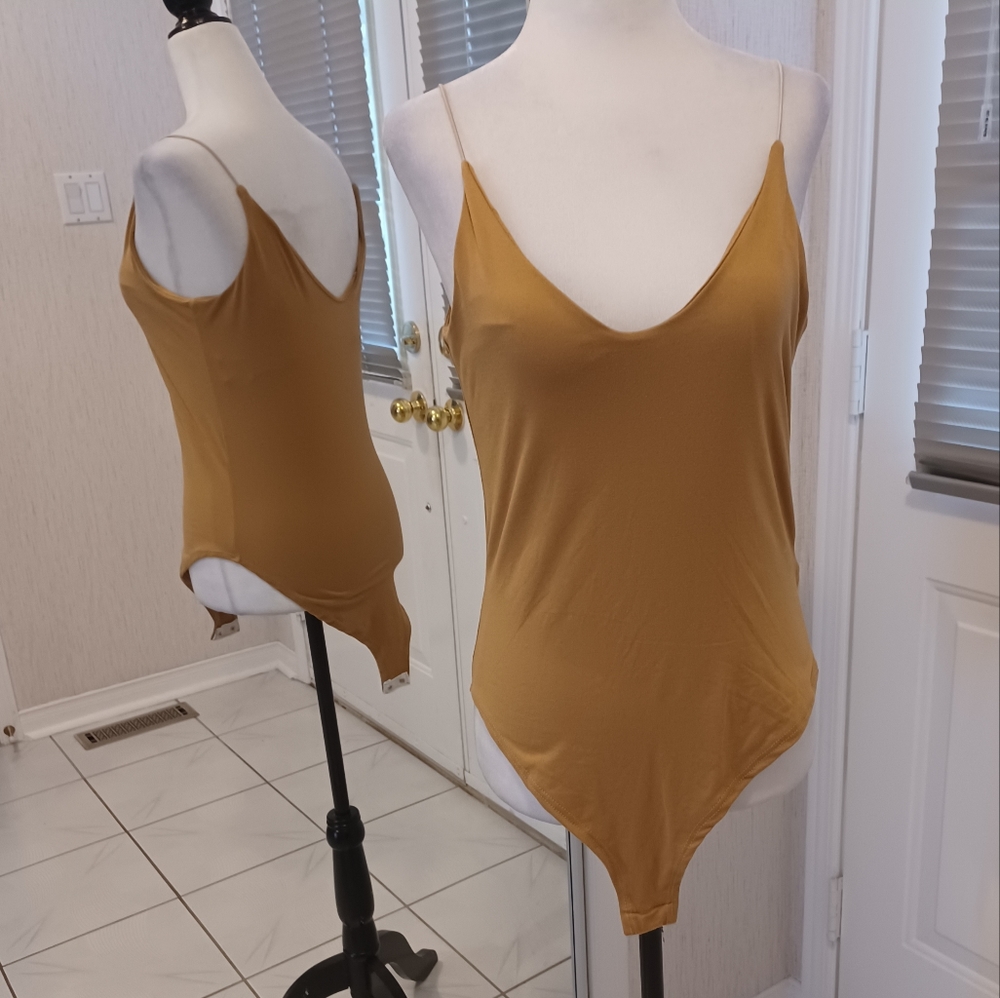 4/$60 Soft Tan Bodysuit - Size Medium